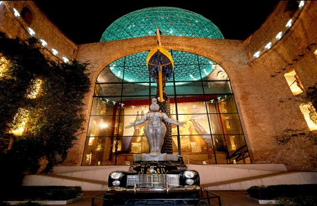 Visita guiada Figueres + Museo Dalí